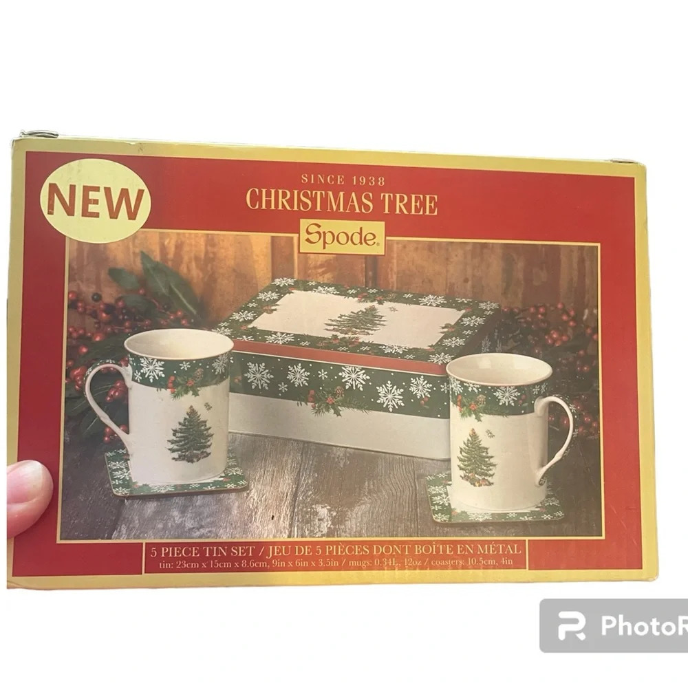 Spode 5 piece tin set Christmas tree